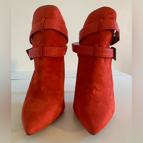 Plomo .Red Suede Coral Heels  shoes .Size 39 Style Alfonsa .Made in Spain . - Picture 7 of 9